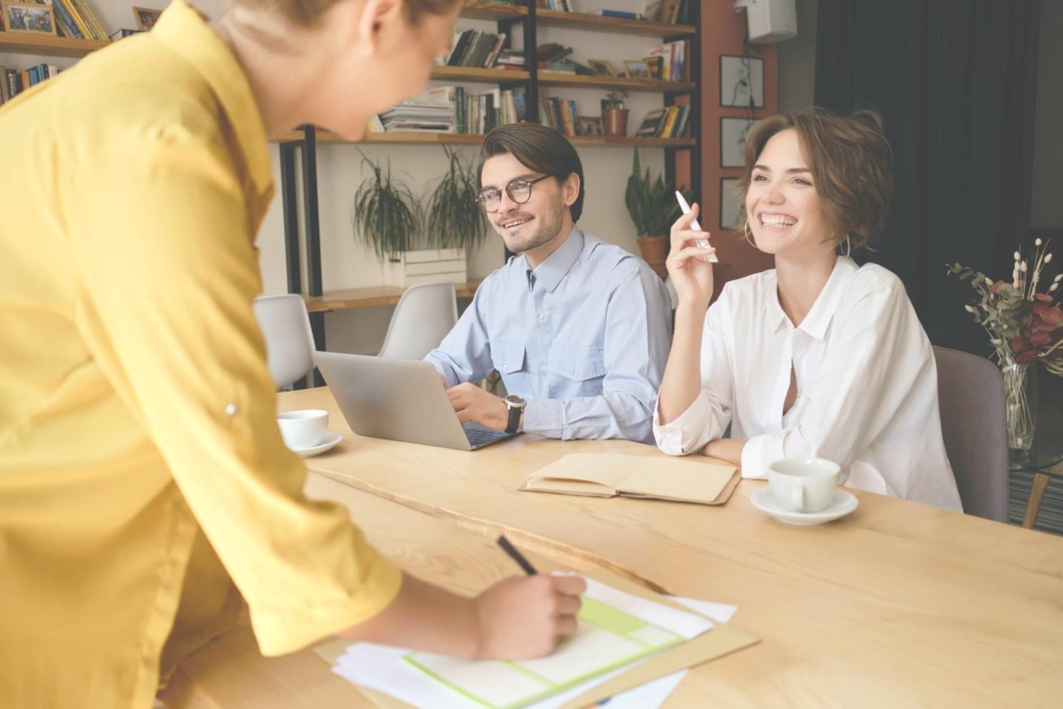 Professionelle Finanzanalyse und Marktforschung bei kecaraivian